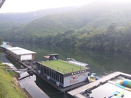 Ingphupha Resort and Restaurant