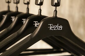 Tezla Hotel