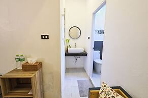 Sherloft Home & Hostel