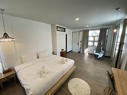 Sherloft Home & Hostel