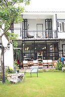 Sherloft Home & Hostel