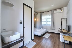 Sherloft Home & Hostel