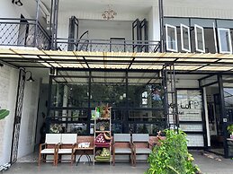 Sherloft Home & Hostel