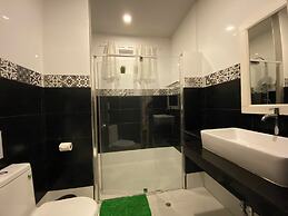 Sherloft Home & Hostel