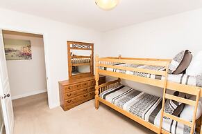 Fallsview Family Home