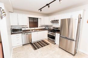 Fallsview Family Home