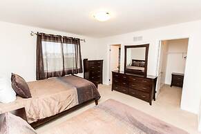 Fallsview Family Home