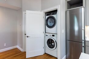 The Newport Lofts - 595 Thames Street