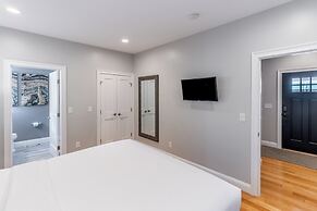 The Newport Lofts - 595 Thames Street