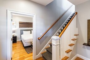 The Newport Lofts - 595 Thames Street