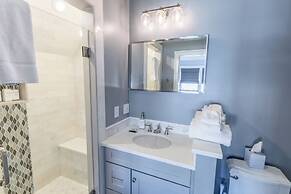 The Newport Lofts - 595 Thames Street