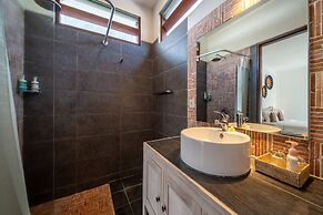 Villa Wiana by Villa Finder