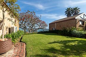 Dutton's Cove Guesthouse