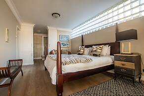 Dutton's Cove Guesthouse