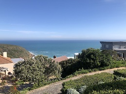 Dutton's Cove Guesthouse