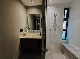 IT Boutique Hotel & Restaurant