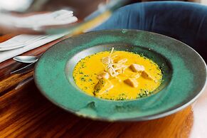 IT Boutique Hotel & Restaurant