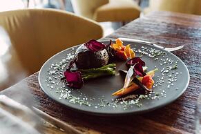 IT Boutique Hotel & Restaurant