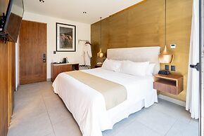 IT Boutique Hotel & Restaurant