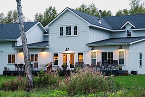 Snowgoose Pond Bed & Breakfast