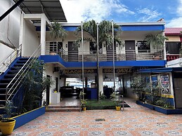 Mango's Beachfront Resort