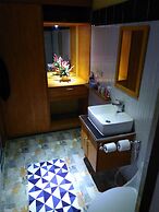 Mango's Beachfront Resort