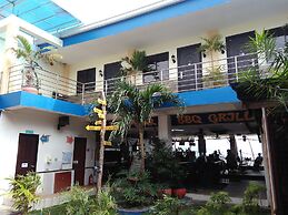 Mango's Beachfront Resort