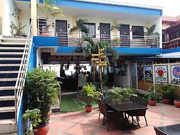 Mango's Beachfront Resort