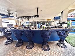 Mango's Beachfront Resort