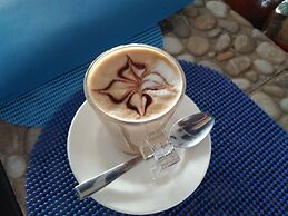 Mango's Beachfront Resort