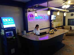 Mango's Beachfront Resort