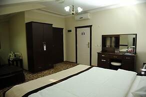 Teona Hotel
