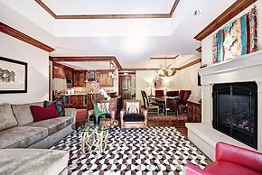 Exclusive 2BR Ritz-Carlton w Mountain Rustic Décor by RedAwning - Save