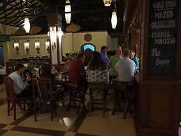 Nyaung Shwe City Hotel