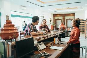 Nyaung Shwe City Hotel