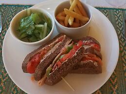 Nyaung Shwe City Hotel