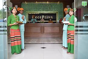 Nyaung Shwe City Hotel