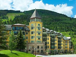 Chic 2 BR+Den Ritz-Carlton Condo with Valley Views by RedAwning - Save