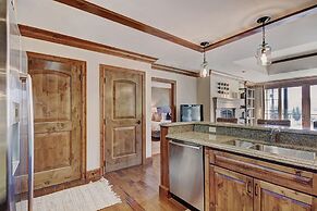 2BR Residence at the Ritz-Carlton with Valley View by RedAwning - Save