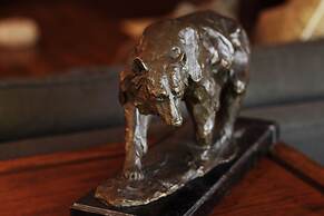 Luxe 2BR+Den Ritz-Carlton Residence Quiet Location by RedAwning - Save