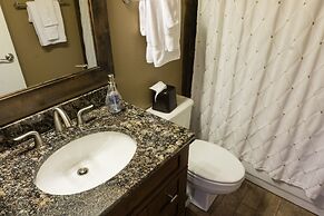 Inviting Winter Hideaway - Walk To Apres-ski Fun Sleeps 4 1 Bedroom Co