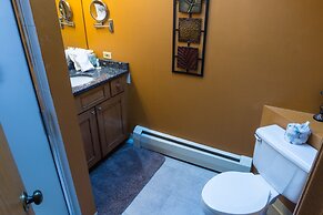 Steps To Winter Adventures Relaxed  W/Loft Bedroomppl Condo by RedAwni