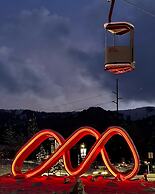 Your own balcony, full kitchen in Canyons Village by RedAwning - Save 