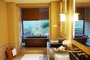 Narada Resort & Spa Cifu Lake Guangxi