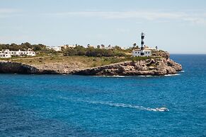 Orange Colom Seaside Apartments