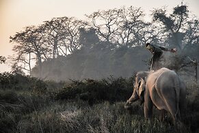 Tiger Tops Tharu Lodge