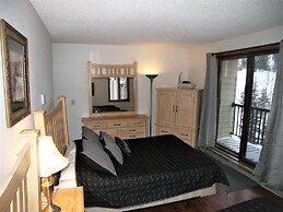 Fox Pine Lodge Hotel Room 2