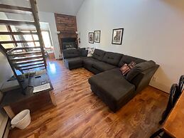 Fox Pine Lodge 3 Bed 3 Bath