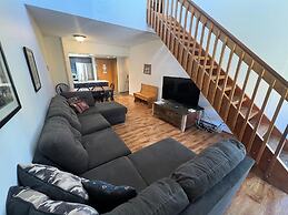 Fox Pine Lodge 3 Bed 3 Bath