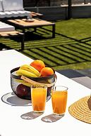 Azzurro Bianco Suites